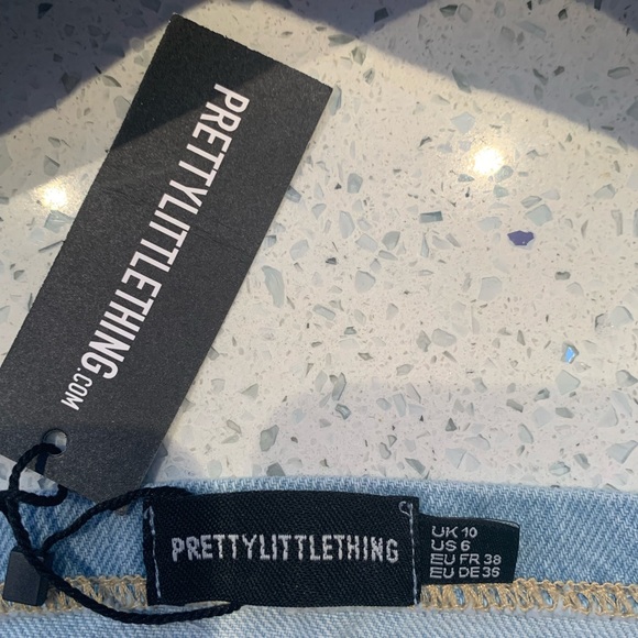 Light Blue Wash Western Halterneck Denim Crop Top - Picture 4 of 4